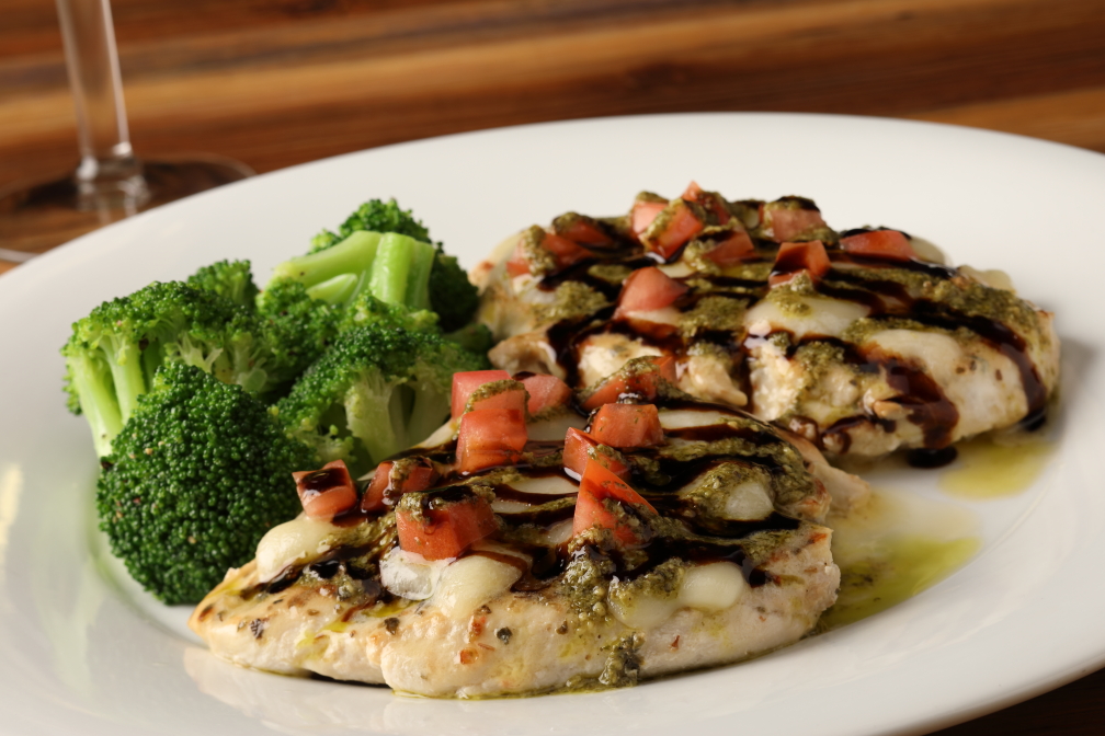 Hickory Tavern-Chicken Caprese